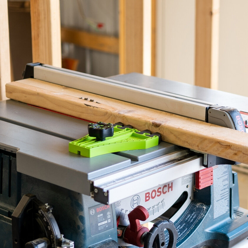 Portable Saw Featherboard