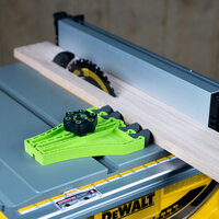 Portable Saw Featherboard